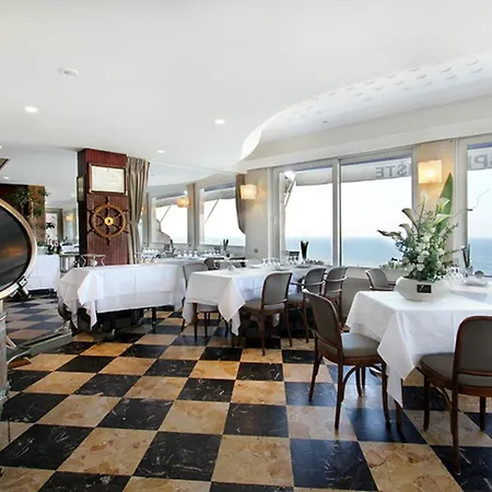 Hotell Le Rhul