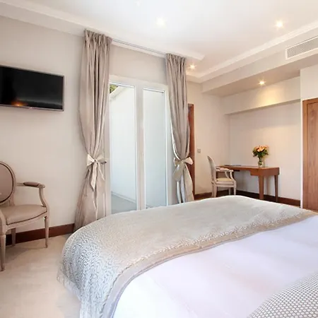 Hotell Le Rhul